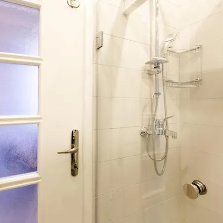 Trendy Apt, Balcony, 2 Min To Main Ave Διαμέρισμα Κωνσταντινούπολη